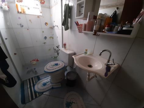 Imagem 10 de 15 de Terreno Com Casas No Jardim Planalto - Ven63