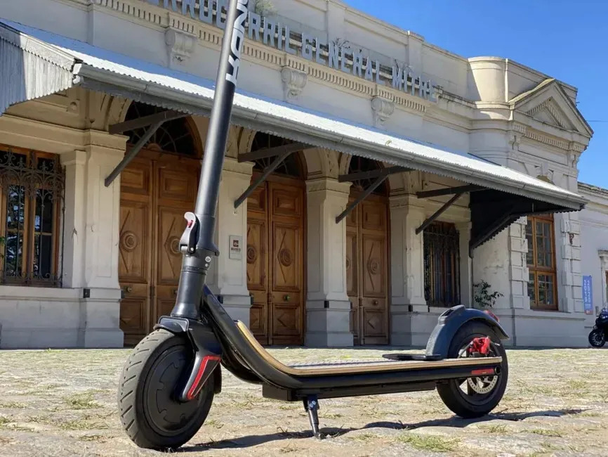 Monopatín Eléctrico Kany 8.5 Negro City C85