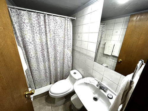 Se Vende Apart Hotel En Pleno Barrio Lastarria (8 Pisos)