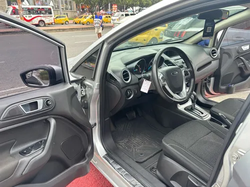 Ford Fiesta 1.6 Hatchback Se