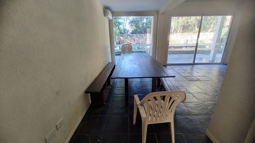 Monoambiente En Alquiler Con Balcón Y Parrilla