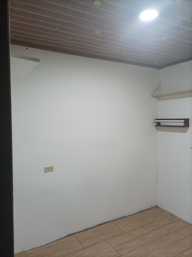 Imagen 5 de 13 de Se Alquila Casa En Linda Vista Patarra Desamparados ¢140.000