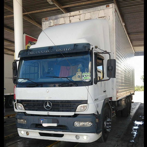 Mercedes Benz Atego 2425