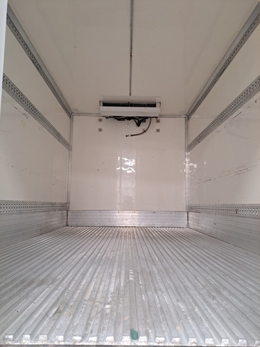 35s14 Caminhonete Bau Refrigerado .