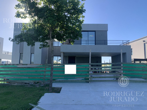 Casa A La Laguna Con Pileta En Ceibos - Puertos