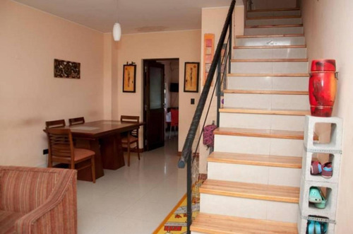 Imagen 6 de 30 de Venta Impecable Triplex, Inmejorable Estado. Maipu 1264. Bel