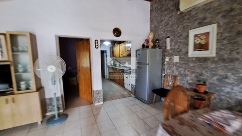 Inversor Vendo Complejo De 3 Cabanas Con 2 Has De Ciruela D'agen Con Tela Antigaranizo, Galpon, Gas, Agua, Luz, Derecho De Riego. Rama Caida, San Rafael, Mendoza.