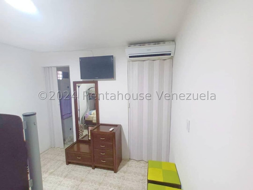 Rosa Rodríguez Vende Casa En El Manzano, Barquisimeto 24-19675