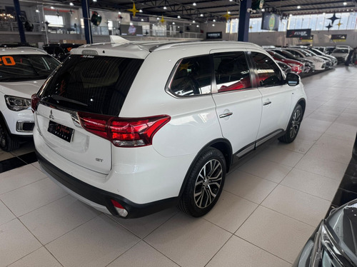 Mitsubishi Outlander 3.0 GT 4X4 V6 24V