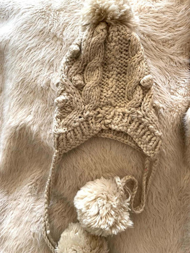 Gorro Invierno Con Pompones Beige Sin Género Abrigo