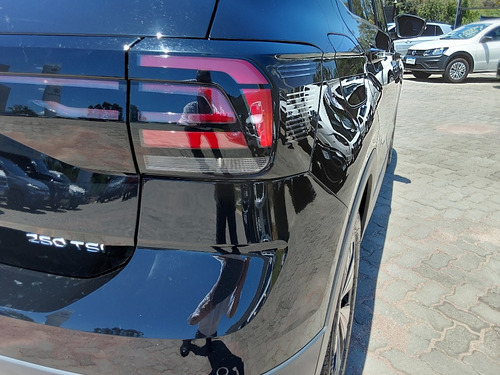 Volkswagen T-Cross 1.4 250 TSI TOTAL FLEX HIGHLINE AUTOMÁTICO