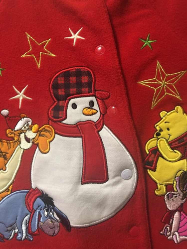 Imagen 2 de 6 de Enterizo De Bebé Navideño, De Disney, Talla 0/3 Meses