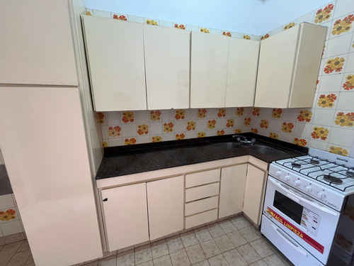 Venta Caballito Departamento 4 Ambientes Frente