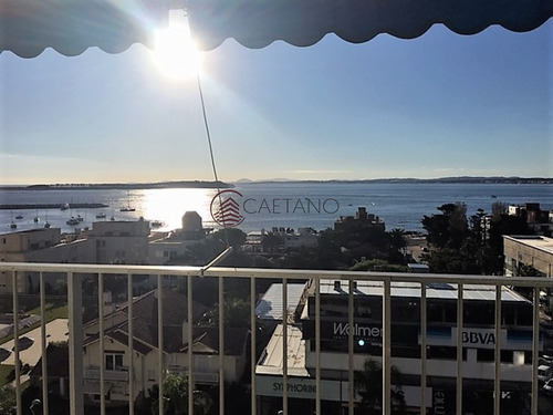 Apartamento En Venta, Peninsula, Punta Del Este, 3 Dormitorios.-ref:688