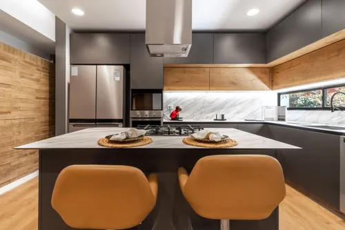Apartamento En Venta En Chicó Navarra. Cod V10161