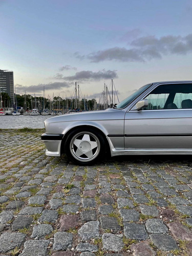 Imagen 5 de 20 de Bmw 325i E30