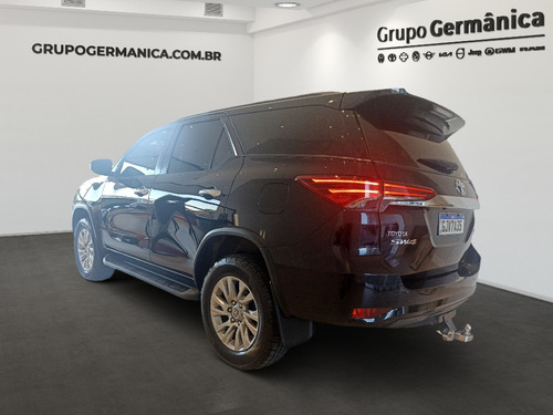 Toyota Hilux SW4 2.7 VVT-i FLEX SRV 7L 4X2 AUTOMÁTICO