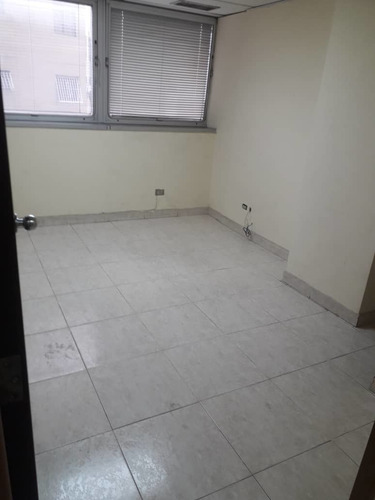 Imagen 4 de 9 de Oficinas San Bernardino