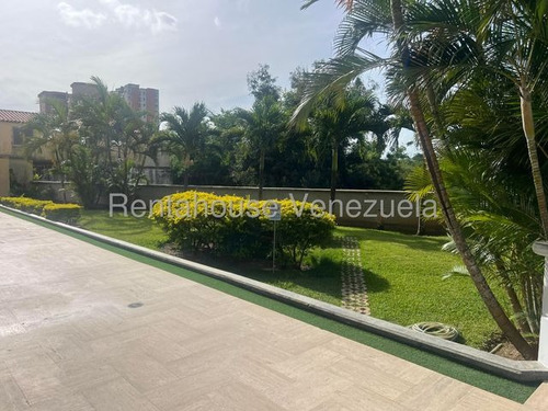 Yoselin Cabesas Vende Apartamento En Resd. Santa Barbara, Yc 25-23779