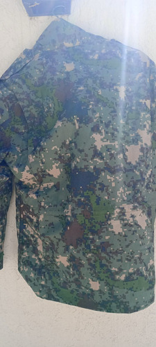 Uniforme Militar Korea(parka Gore-tex, Pantalón, Chaqueta) (Usado)