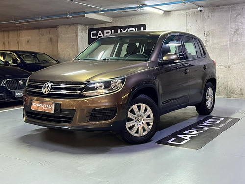 Volkswagen Tiguan  2014