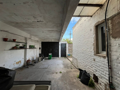 Casa En Venta En Berazategui