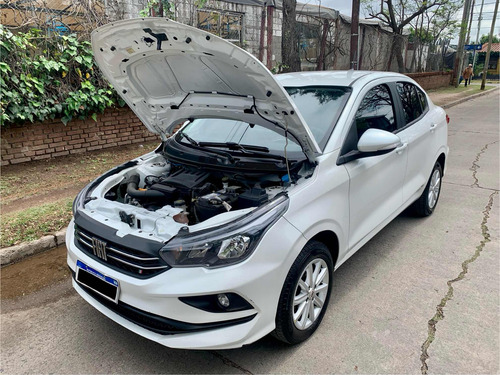 Fiat Cronos 1.3 Drive Cvt