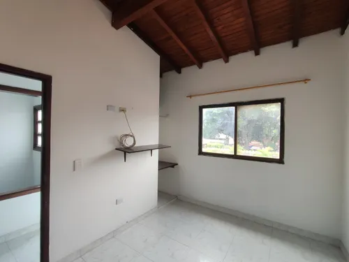 Casa En Venta En Once De Noviembre. Cod V30701