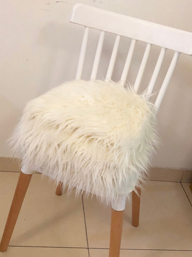 Silla Windsor Y Almohadon De Piel + Envio Gratis