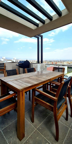 Espectacular Residencia $3,3,00,000 Ubicado En Pachuca
