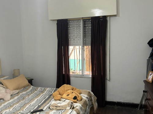 Casa Tipo Ph Al Fondo Con Patio Venta En Quilmes Centro