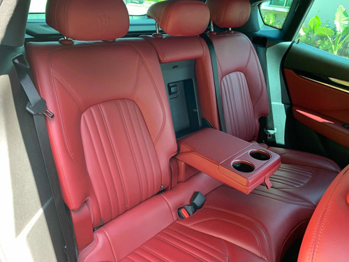 Imagen 13 de 15 de Maserati Levante 3.0 Mt 2017