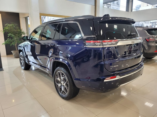 Imagen 7 de 17 de Jeep Commander Overland 2023 0km