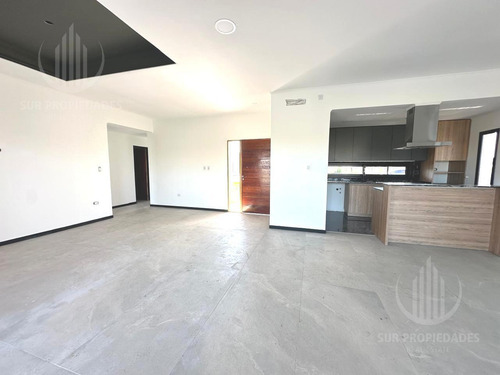 Casa Venta Barrio San Simón Canning