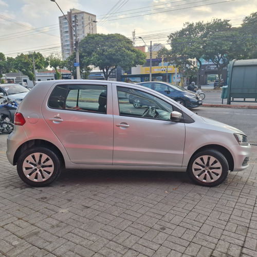 Volkswagen Fox 1.0 Trendline Total Flex 5p