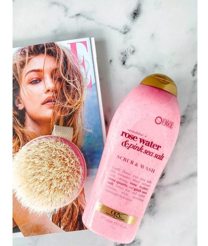 Exfoliante Corporal Ogx Agua De Rosas Y Sal Marina 577ml