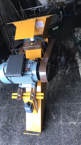 Maquina Trituradora Picadora De Cascotes Motor Tri 2 Hp