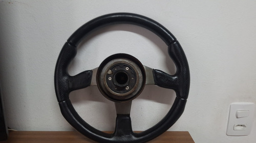 Volante Momo Antigo Made In Italy Carros Antigos Com Cubo (Usado)