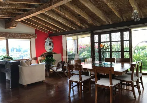 Casa En El Centro De Valle De Bravo
