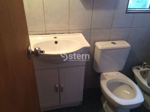 Casa 3 Dormitorios 2 Baños En Barrio La Fortuna- Ref: 1067