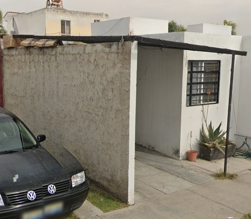 Sk01- Oportunidad Casa En Remate Bancario En C. Telescopio, Villas De La Hacienda, Jal. (solo Recursos Propios)