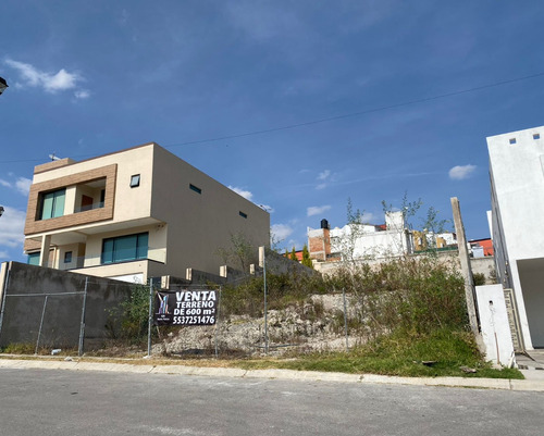 Amplio Terreno En Venta En Condado De Sayavedra
