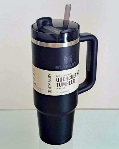 Stanley Quencher 30oz Vaso Taza Mug Termo Asa Con Funda Prot Negro - Gris Quencher