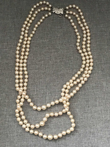 Colar Em Pérola Barroca-3 Fios. Ouro Branco 18k.81.6 Gr.