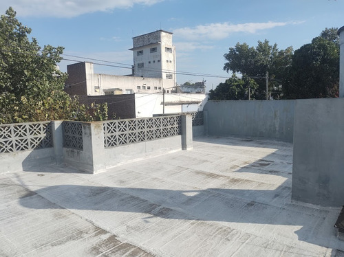 Casa 4 Ambientes Con Cochera