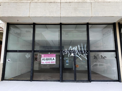 Alquila Excelente Local Comercial!!!- Ref: 2473