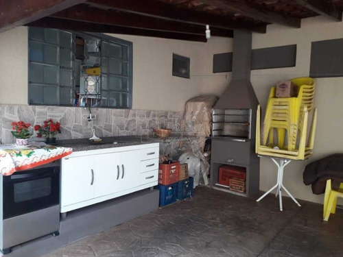 Imagem 2 de 6 de Venda De Casas / Padrão Na Cidade De Araraquara 11477