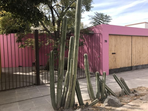 Imagen 2 de 14 de Casa En Venta En Colinas Del Bosque Estilo Mexicano 1,080m2