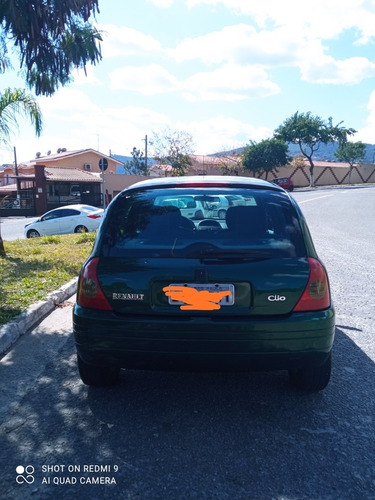 Imagem 3 de 6 de Renault Clio 2002 1.0 16v Rn 5p