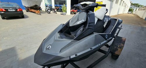 Jet Ski Seadoo Spark (2017)
